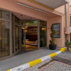 Feri 2*, Istanbul Turkey